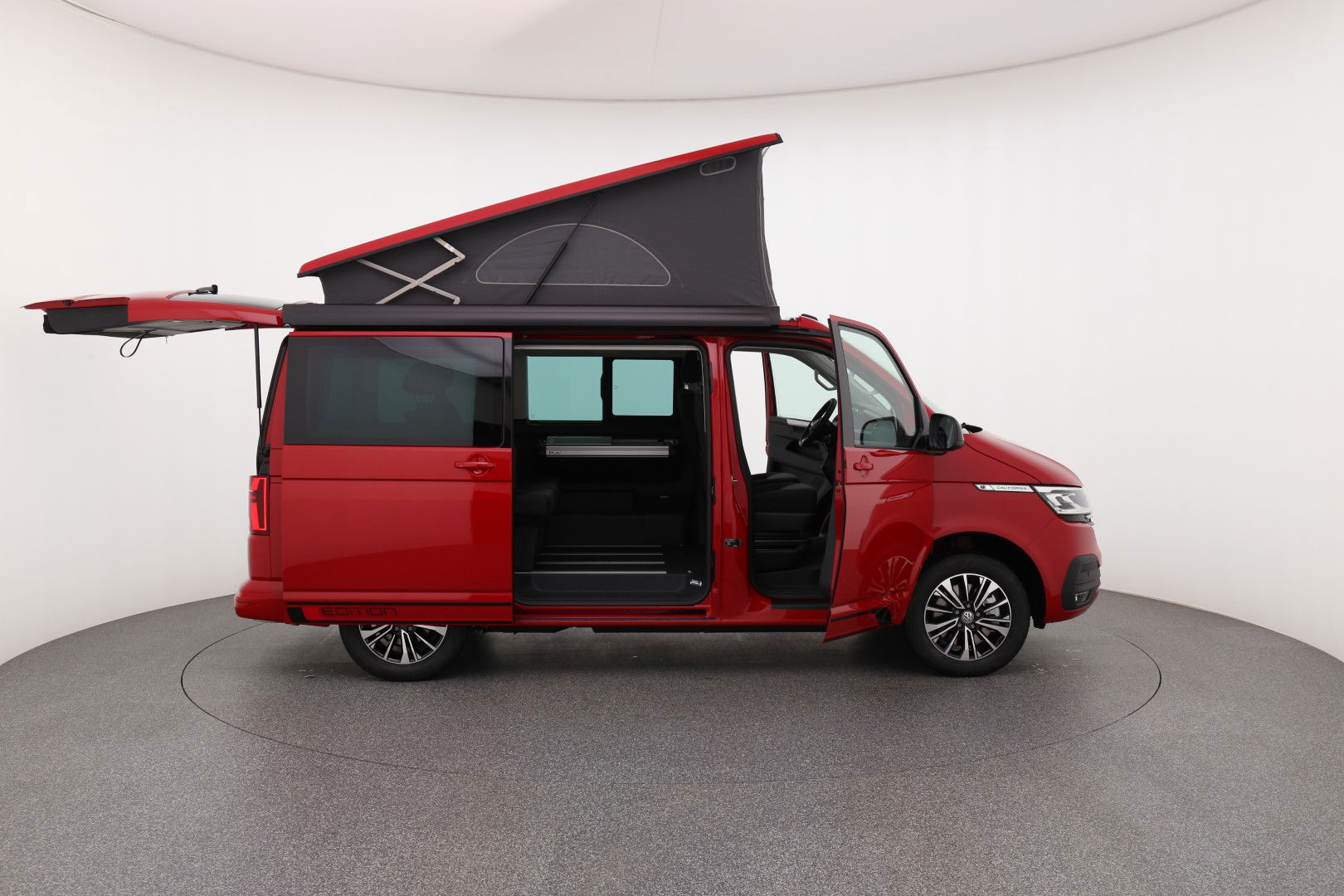 California Beach Edition Camper 4M Seitenansicht Beifahrer