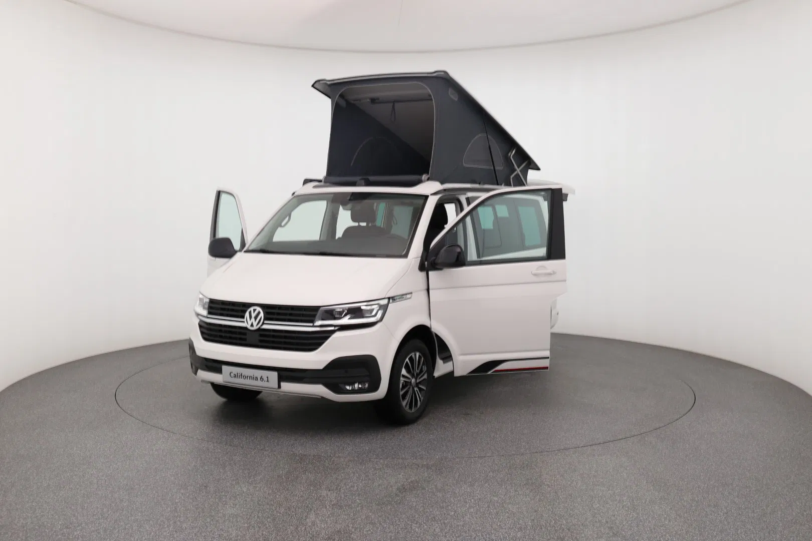 California Beach Edition Camper TDI Frontansicht seitlich (Fahrer)