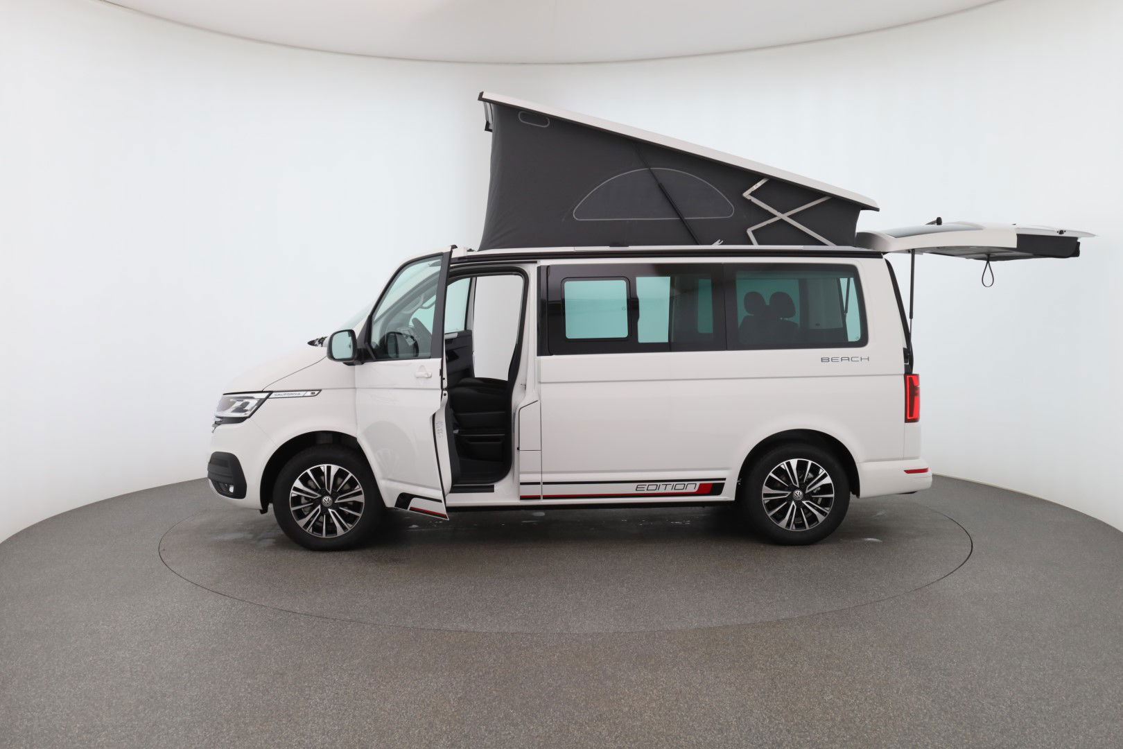 California Beach Edition Camper TDI Seitenansicht Fahrerseite