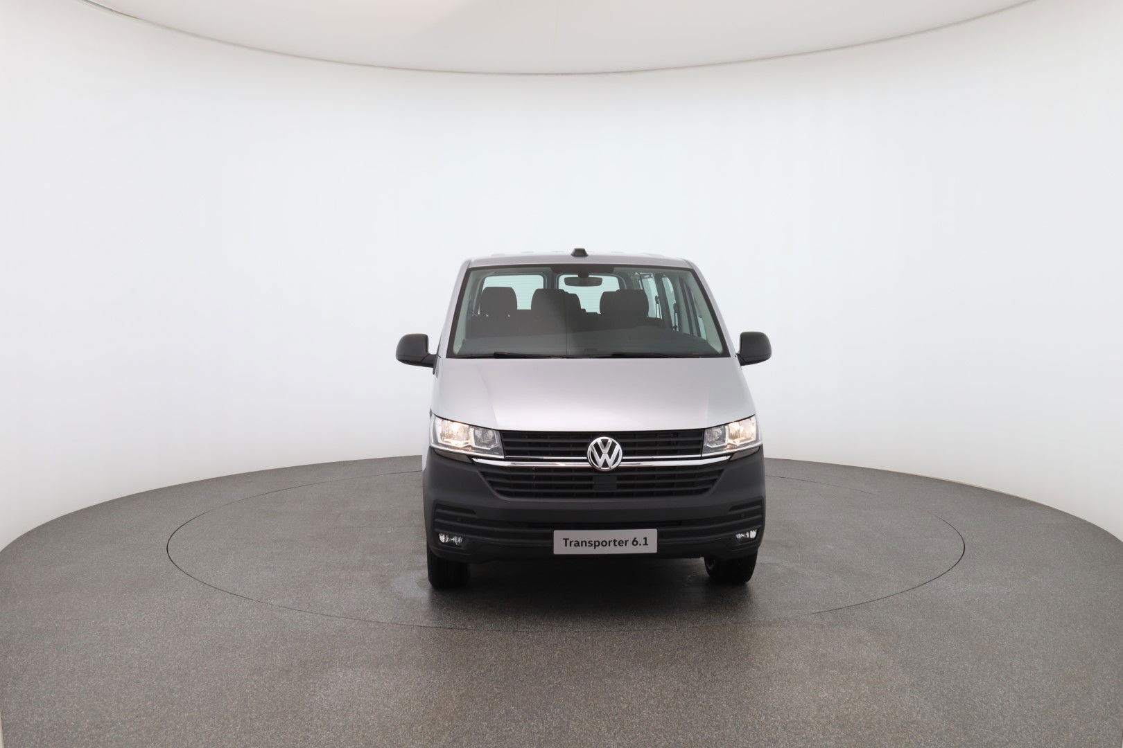 T6.1 Transporter Kombi LR TDI Frontansicht